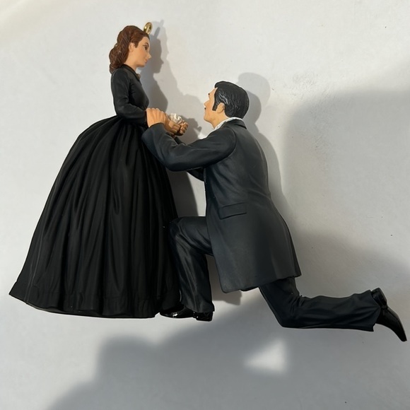 Gone With The Wind Hallmark Ornament Scarlett O'Hara Rhett Butler Proposes New - Picture 3 of 10
